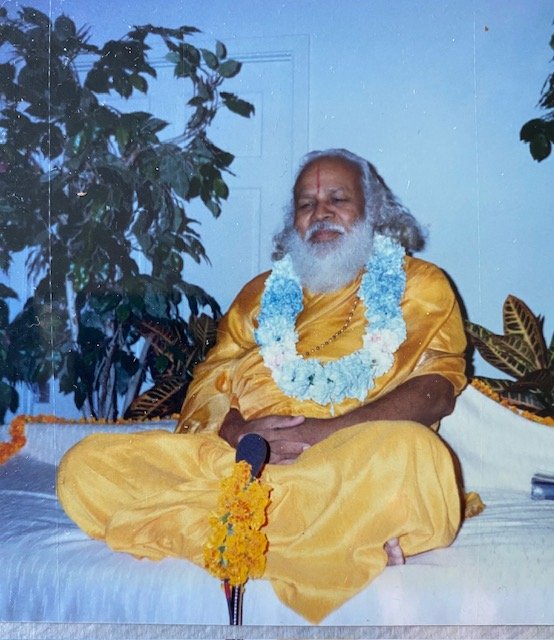 Swami Prakashanand Saraswati Q&A: Deepening Bhakti and Overcoming Meditation Challenges